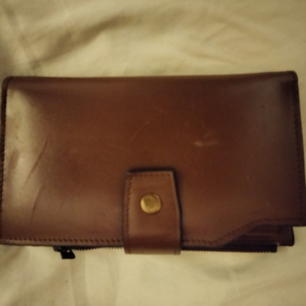 Women's leather brown wallet